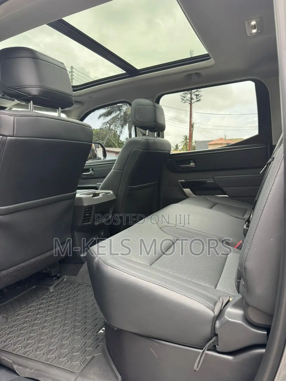Toyota Tundra Limited CrewMax 6.5' Bed 2023 Gray