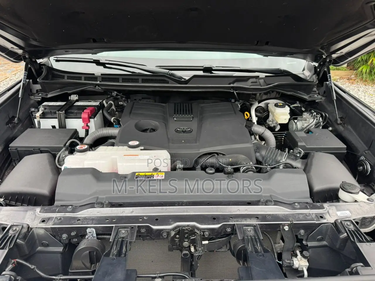 Toyota Tundra Limited CrewMax 6.5' Bed 2023 Gray