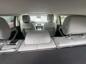 Land Rover Range Rover Evoque R-Dynamic SE AWD 2020 Beige