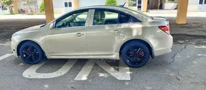 Chevrolet Cruze 2013 Gold