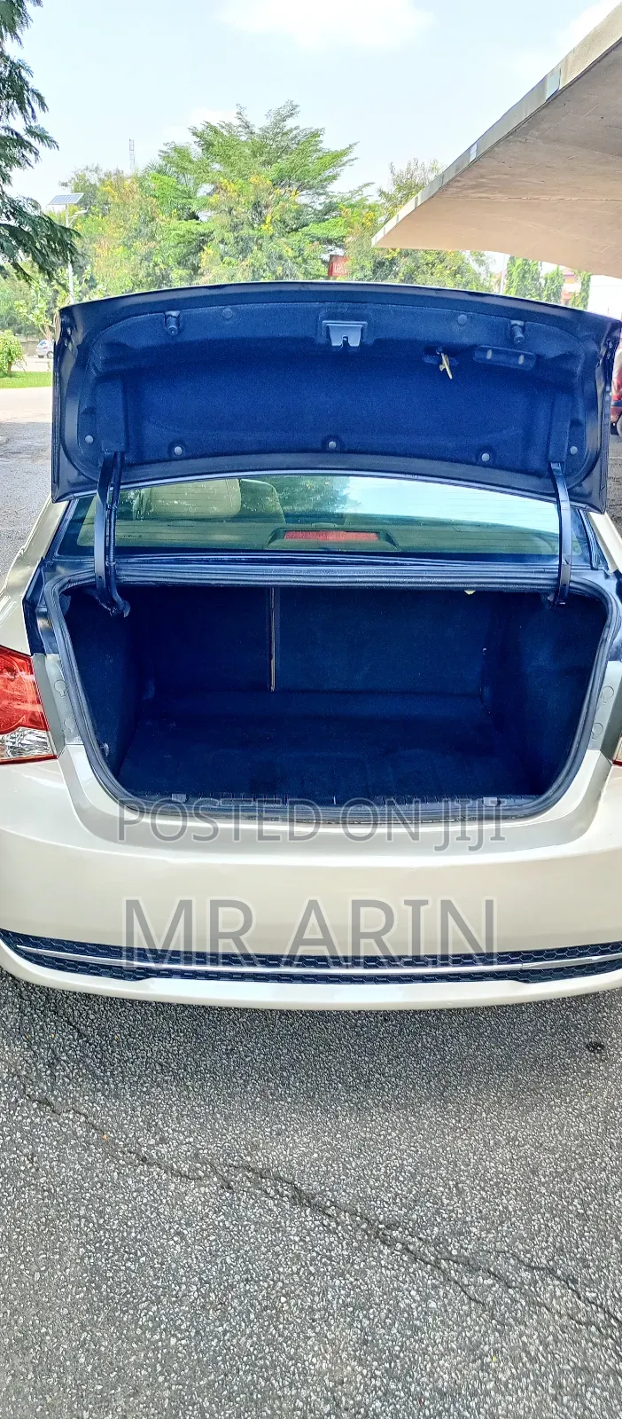 Chevrolet Cruze 2013 Gold