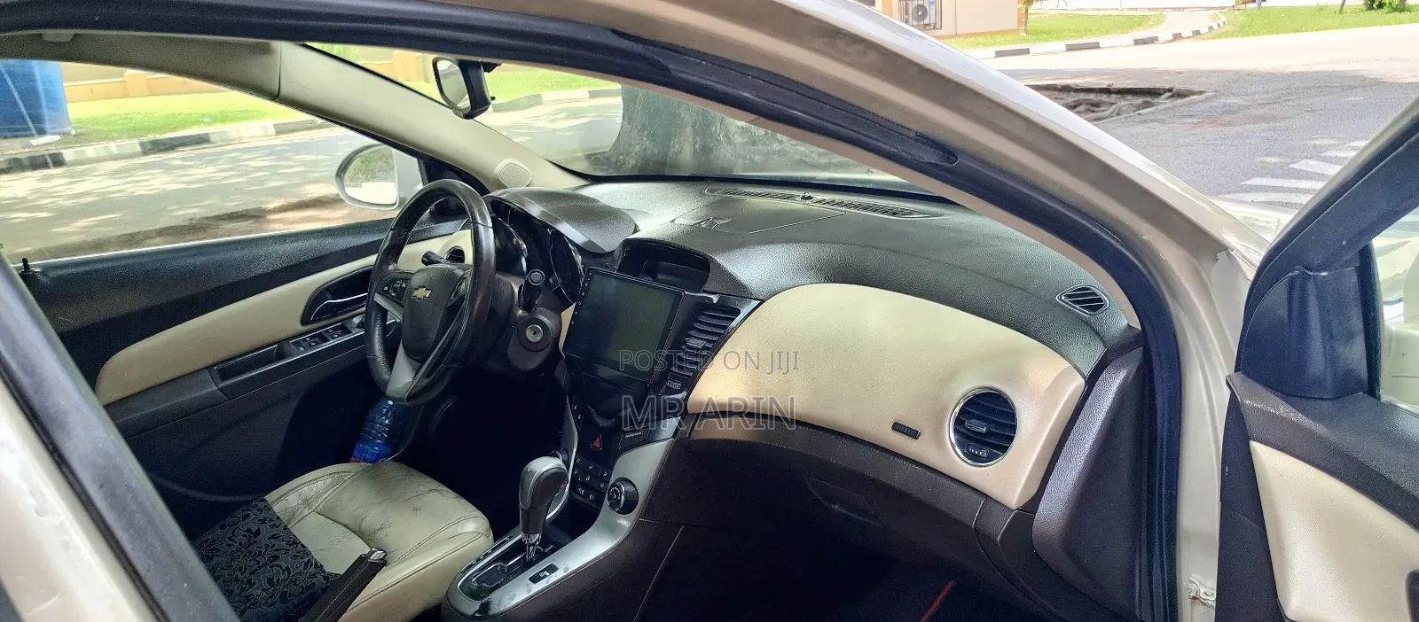 Chevrolet Cruze 2013 Gold