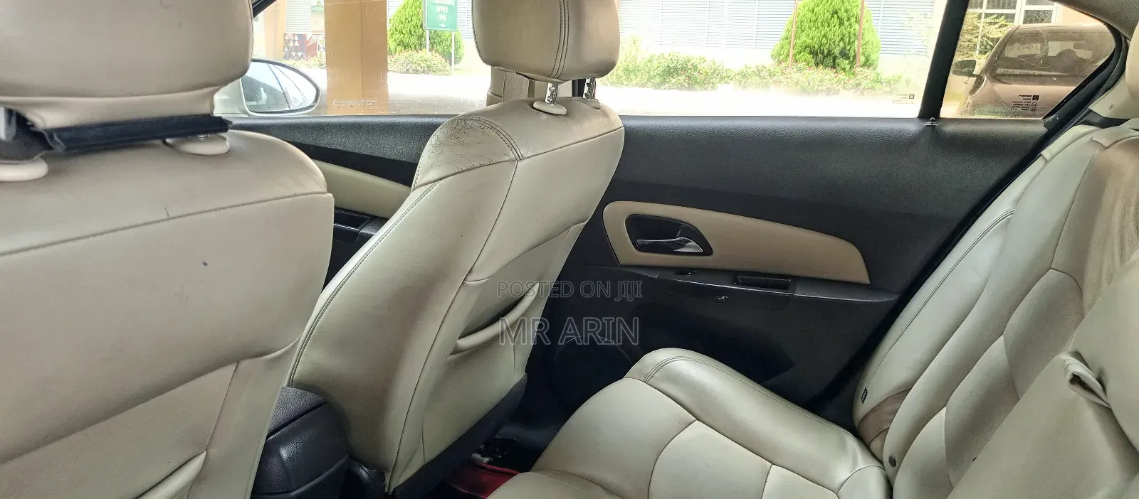 Chevrolet Cruze 2013 Gold