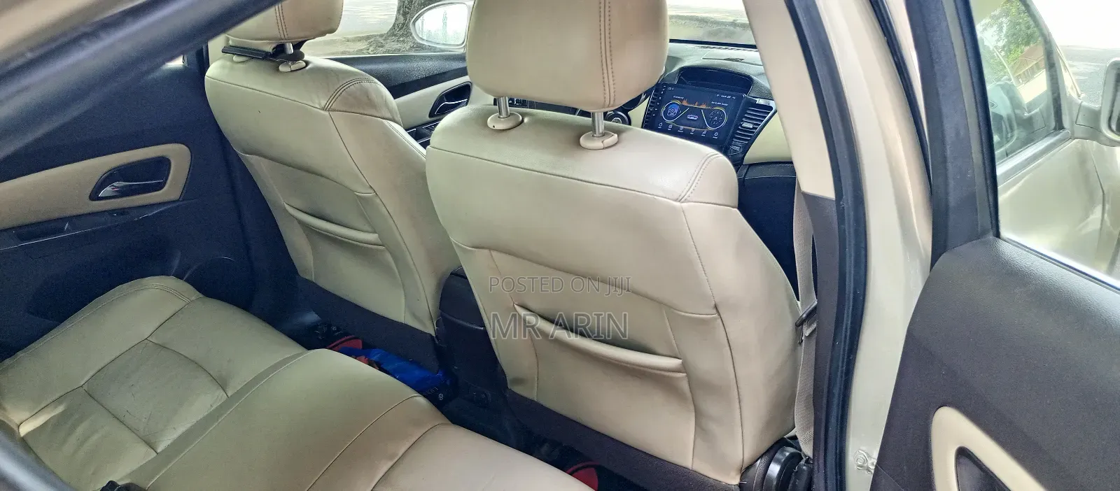 Chevrolet Cruze 2013 Gold