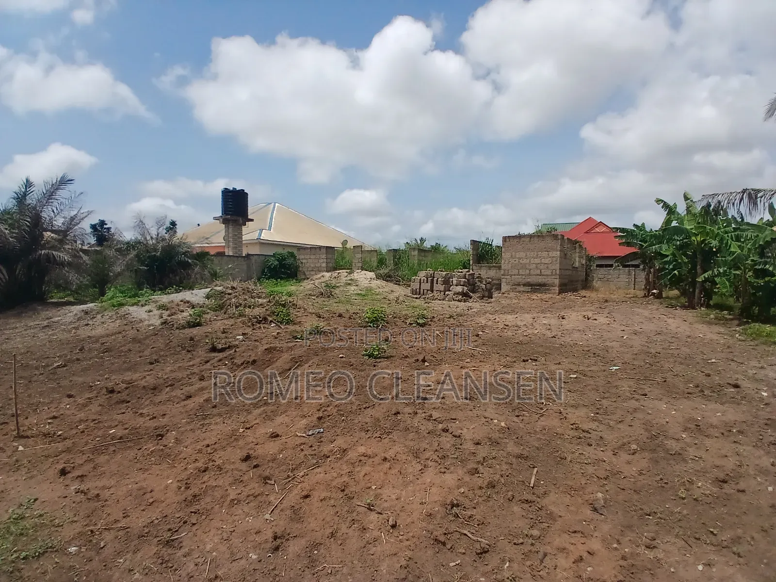 4bdrm Apartment in Atonsu Feyiase, Kumasi Metropolitan for sale
