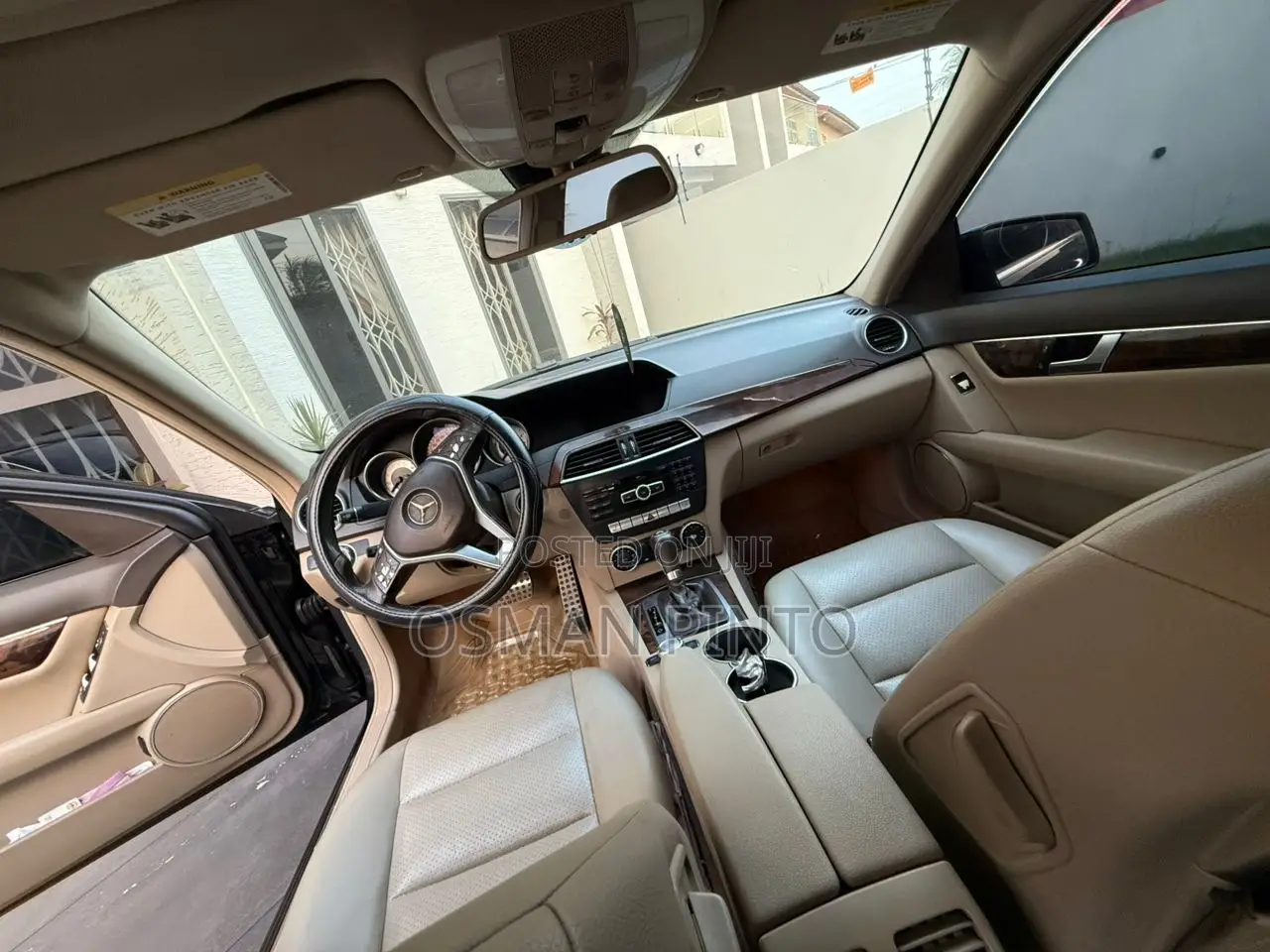 Mercedes-Benz C250 2014 Black