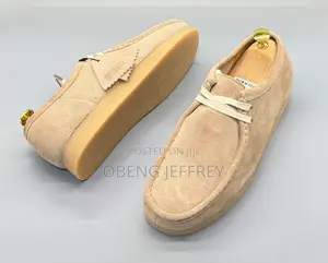 Original Clark’S Wallabees Sand Suede