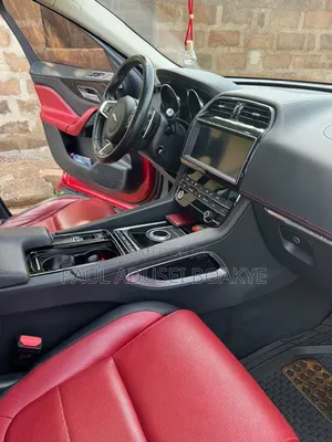 Jaguar F-Pace S AWD 2020 Red