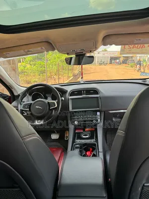 Jaguar F-Pace S AWD 2020 Red