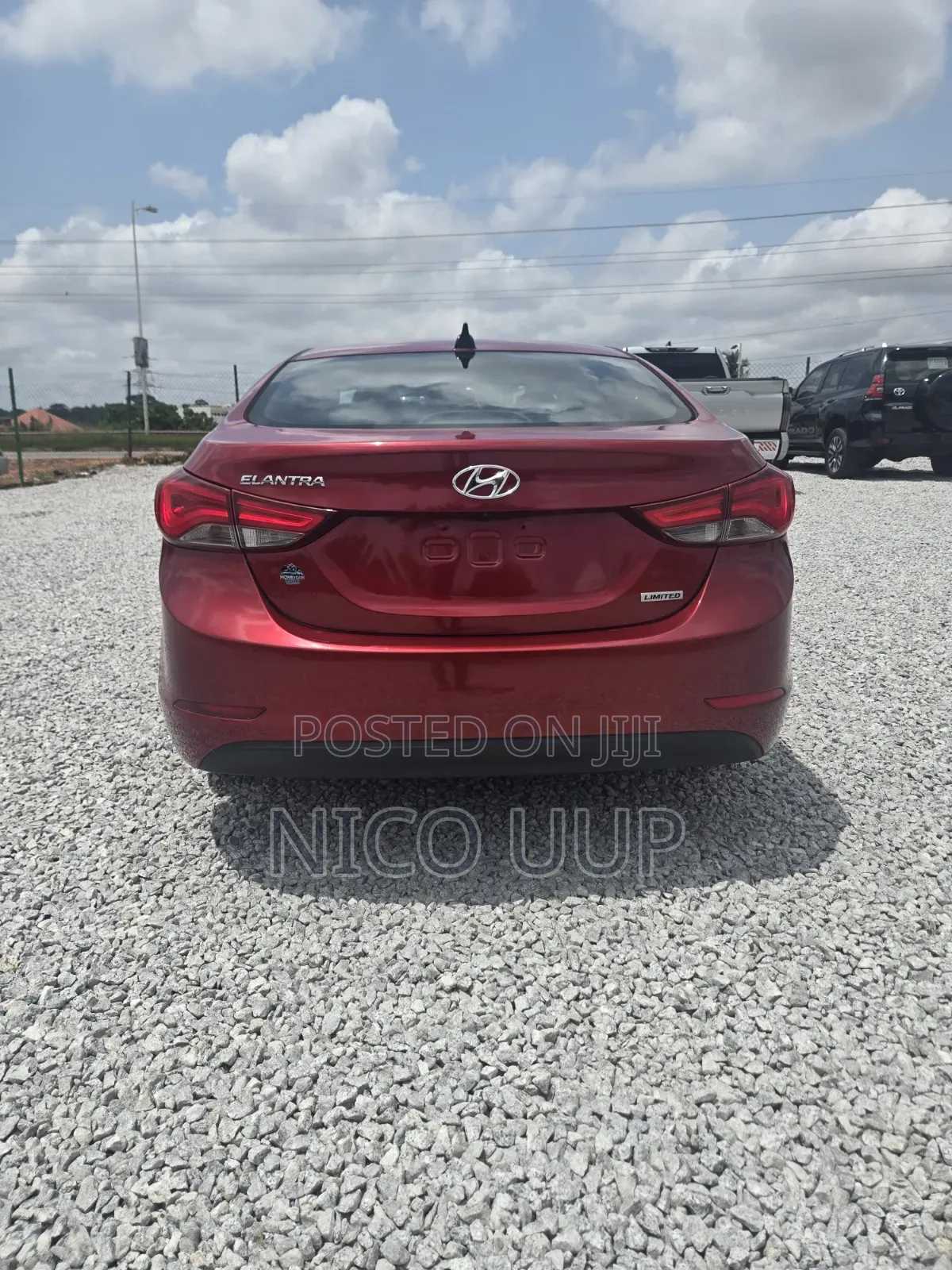 Hyundai Elantra Limited Sedan FWD (1.8L 4cyl 6A) 2016 Red