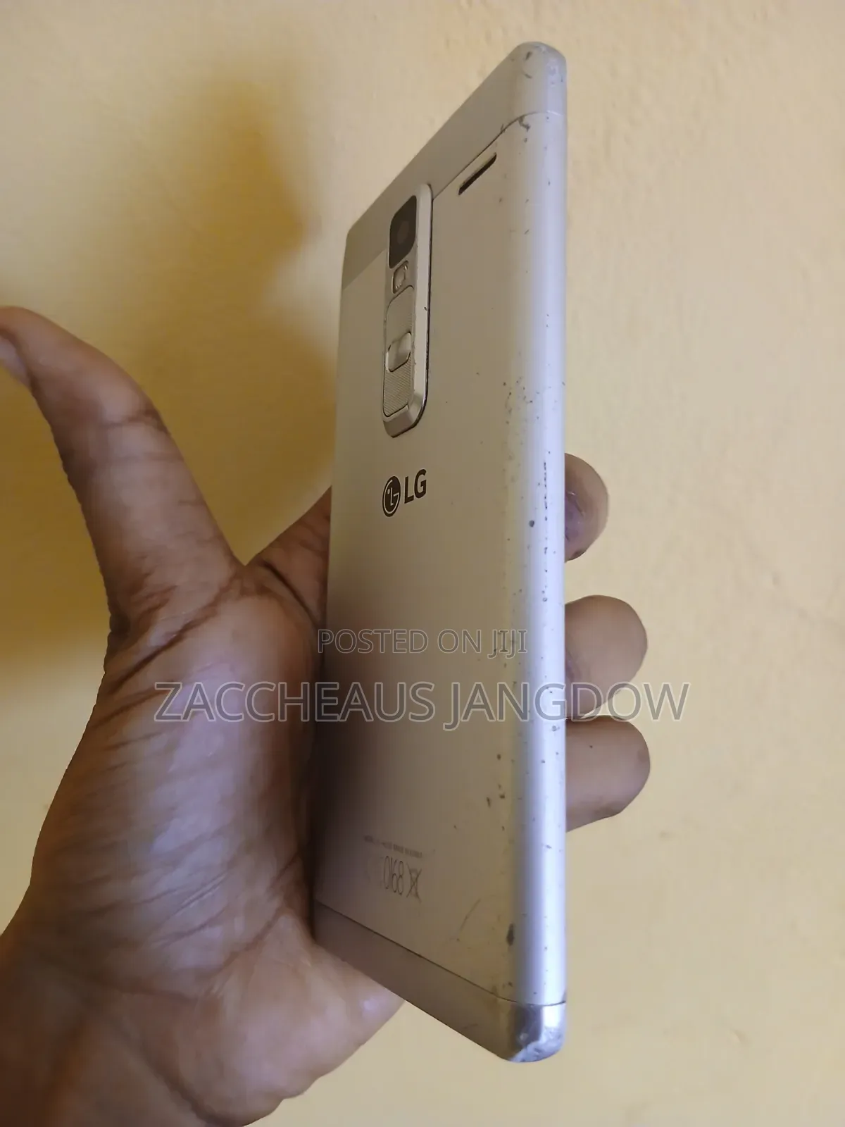 LG A160 Silver