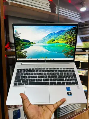 Laptop HP ProBook 450 G8 16GB Intel Core i5 SSD 256GB