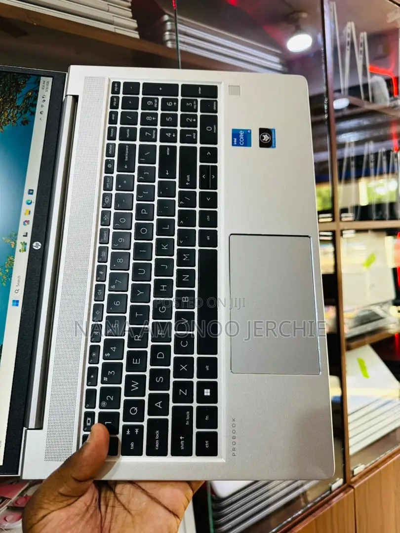 Laptop HP ProBook 450 G8 16GB Intel Core i5 SSD 256GB