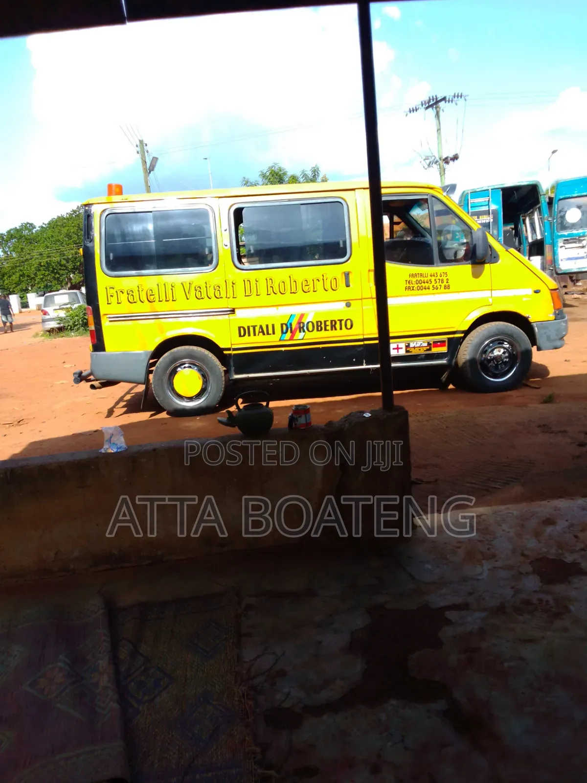 Ford Transit 2014 Yellow