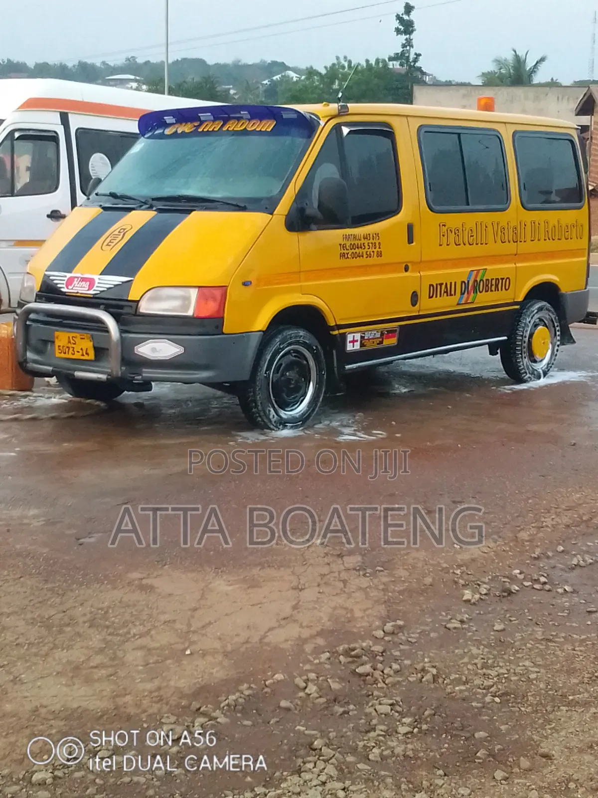 Ford Transit 2014 Yellow