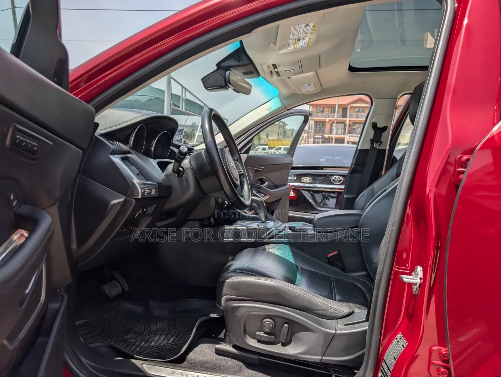 Jaguar E-Pace P250 SE 2021 Red