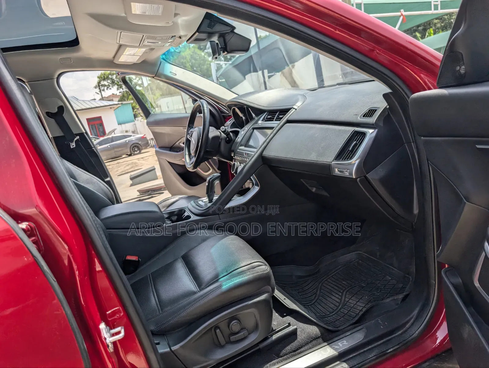 Jaguar E-Pace P250 SE 2021 Red