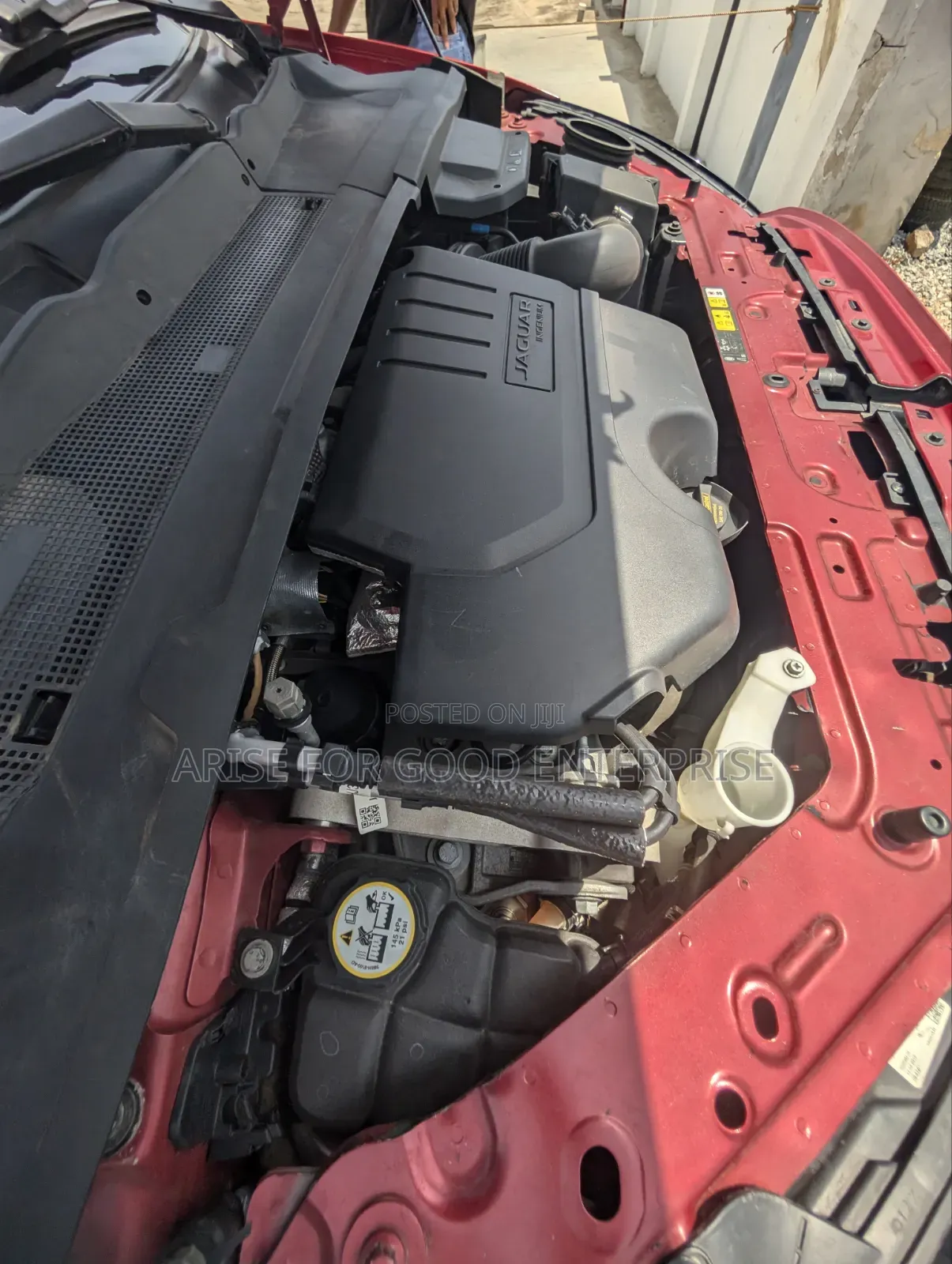 Jaguar E-Pace P250 SE 2021 Red