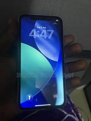 Apple iPhone 11 64 GB White