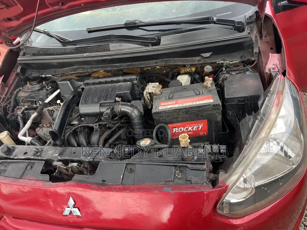 Mitsubishi Mirage ES 4dr Hatchback (1.2L 3cyl 5M) 2015 Red