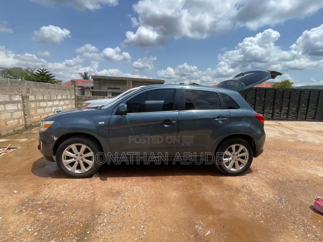 Mitsubishi Outlander 2013 Gray