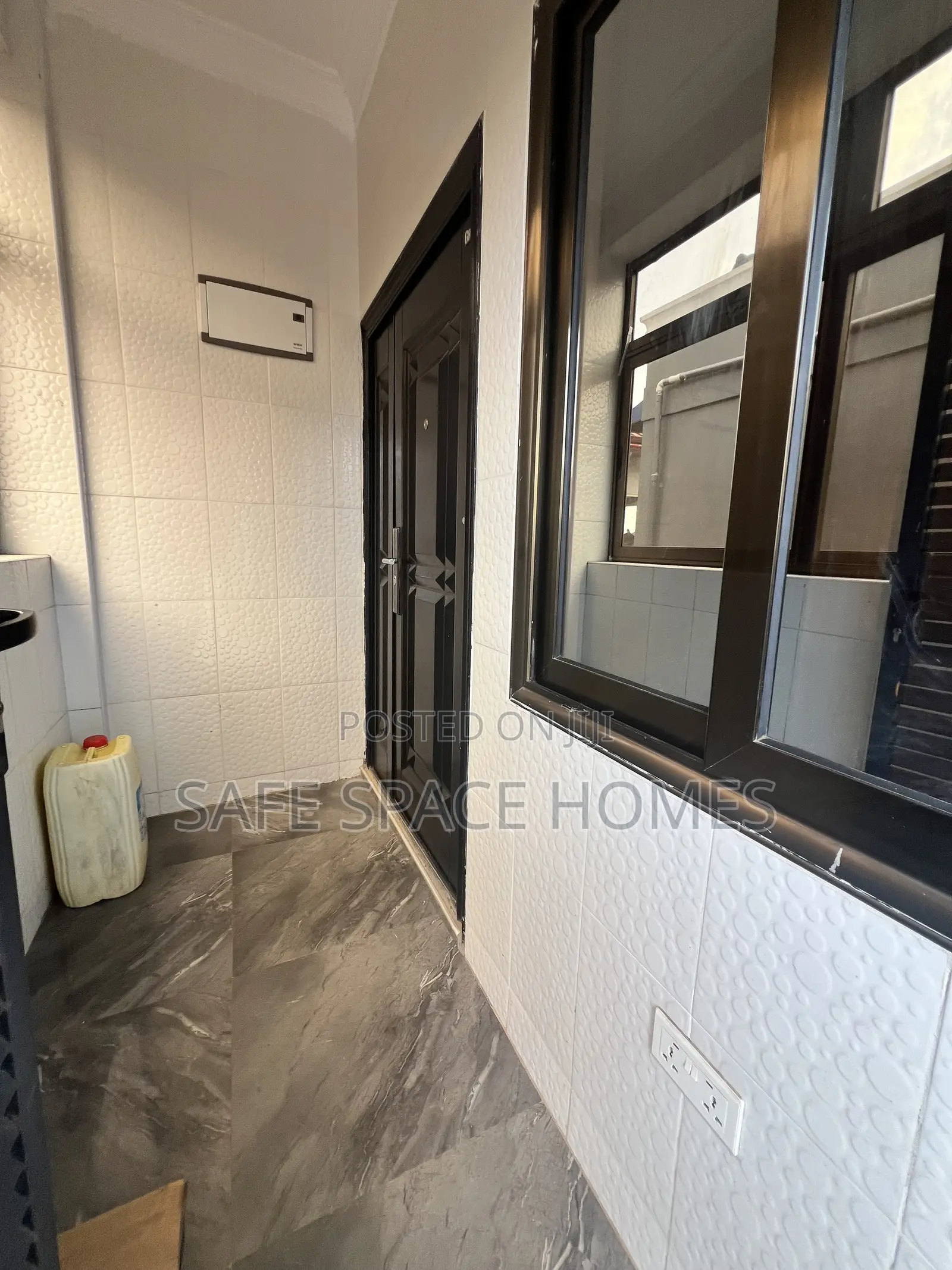 2bdrm Apartment in Burma Camp for rent