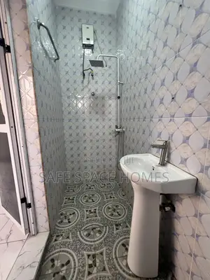 2bdrm Apartment in Burma Camp for rent