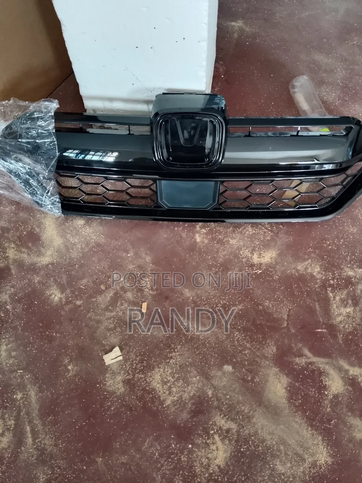 Honda CRV 2018 Top Grill , Headlight Bumper Windscreen Bonnet