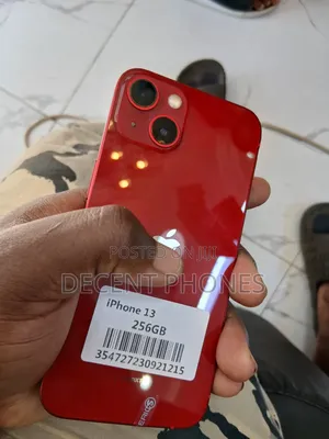 Apple iPhone 13 256 GB Red