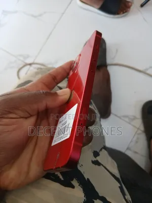 Apple iPhone 13 256 GB Red