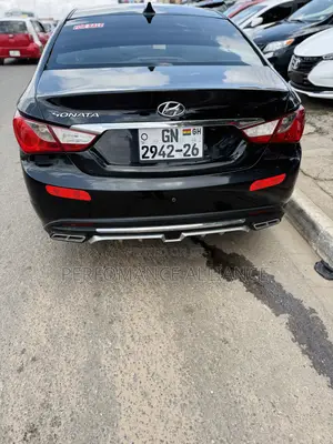 Hyundai Sonata 2013 Black