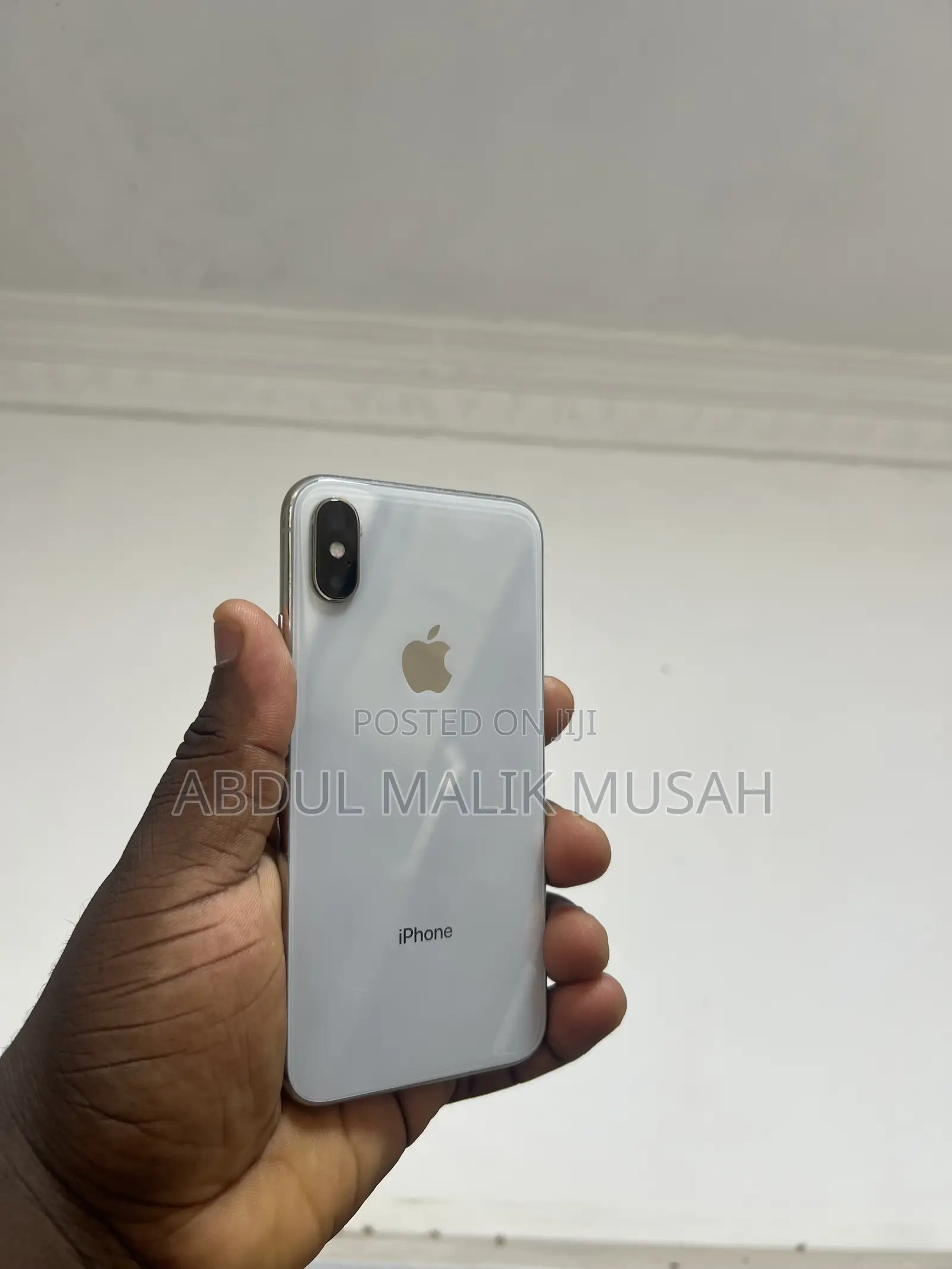 Apple iPhone X 64 GB White