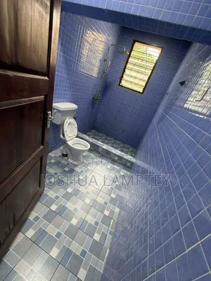 5bdrm House in Westland Ayariga, Police Station for rent