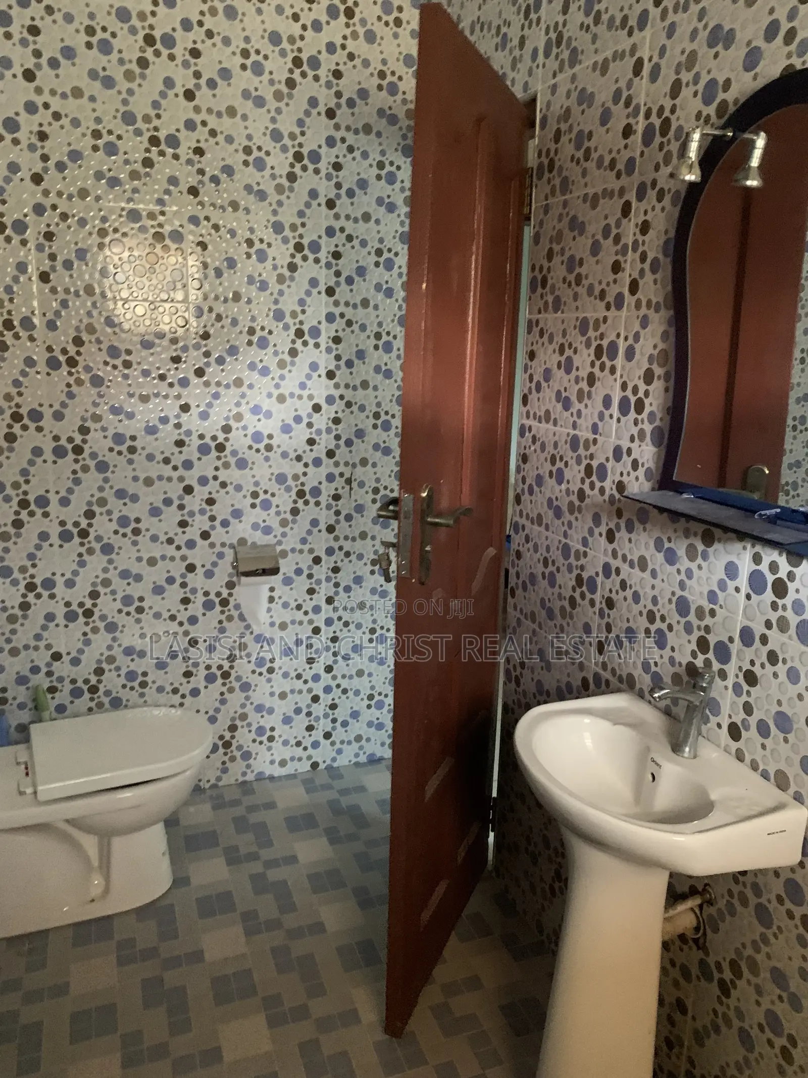 2bdrm House in Lasisi And Christ, Amasaman for rent