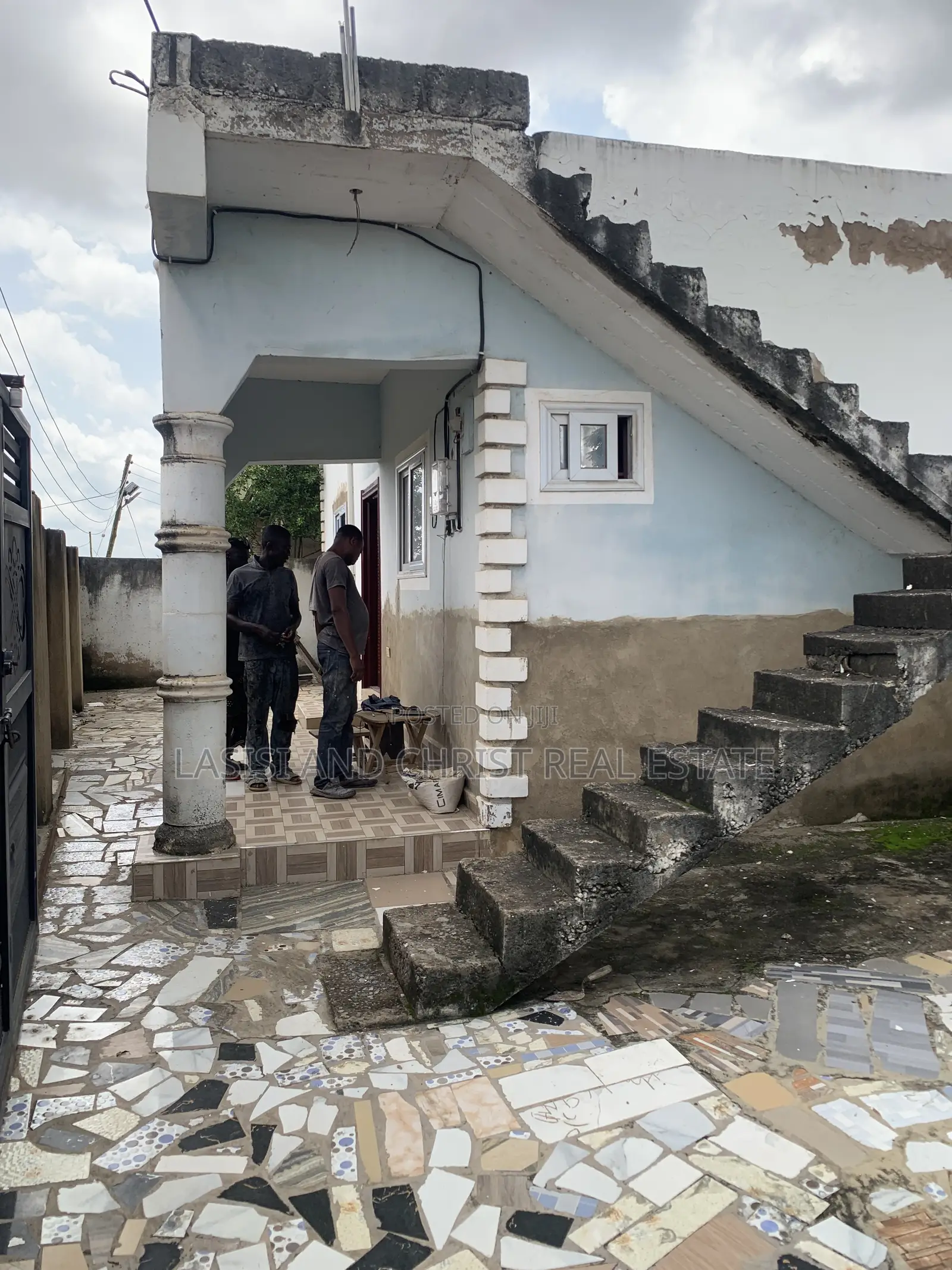 2bdrm House in Lasisi And Christ, Amasaman for rent