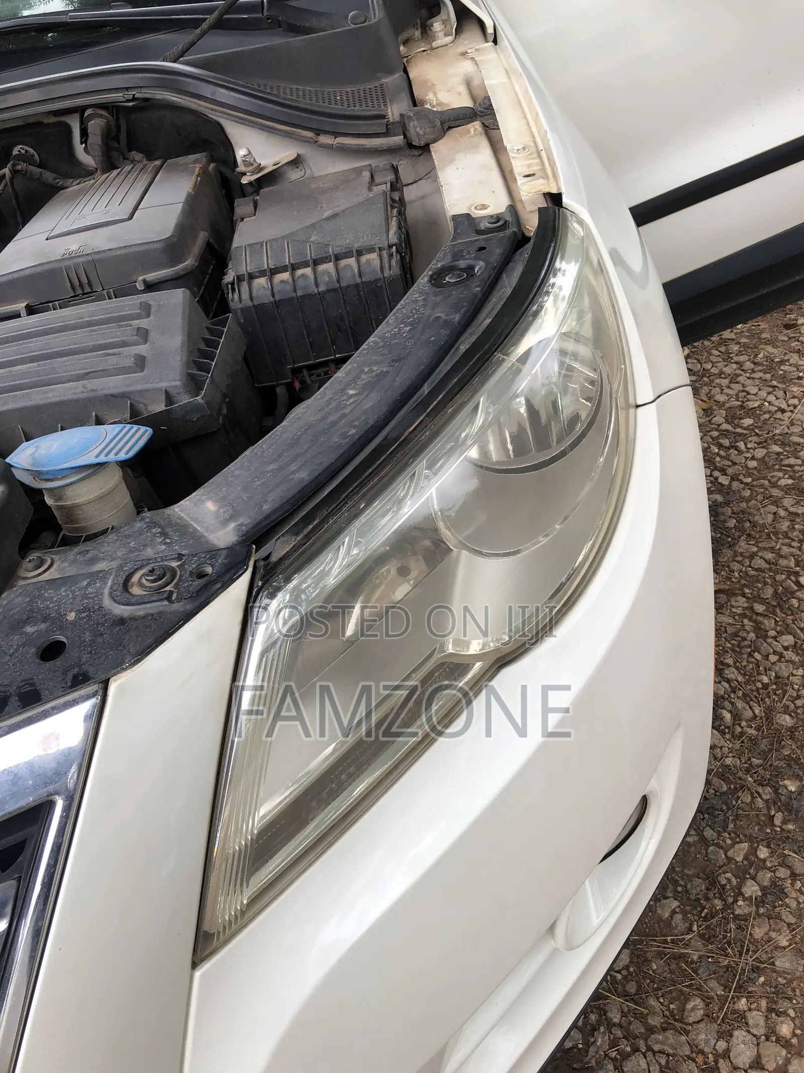 Car Headlights Restoration Services