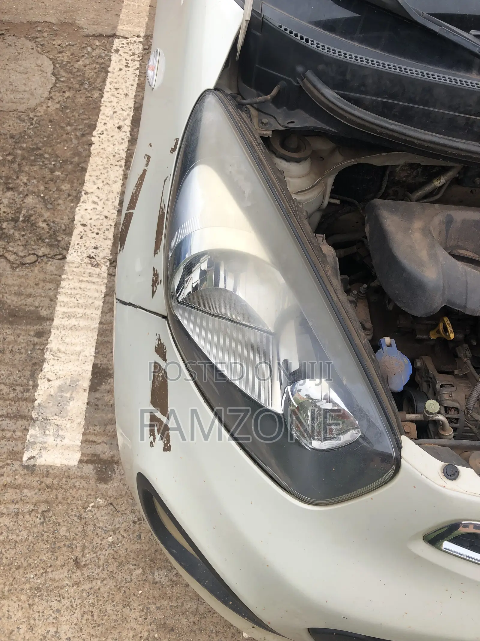 Car Headlights Restoration Services