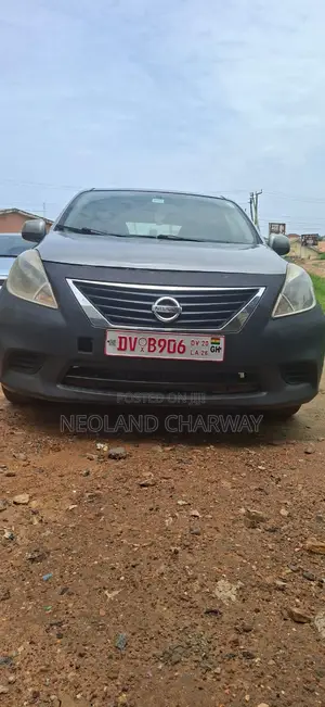Nissan Versa 1.6 S Sedan CVT 2011 Gray