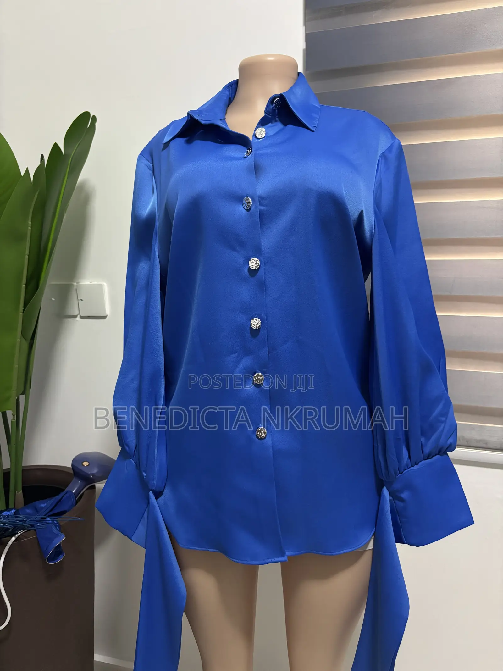 Affordable and Neat Trift Dresses and Tops