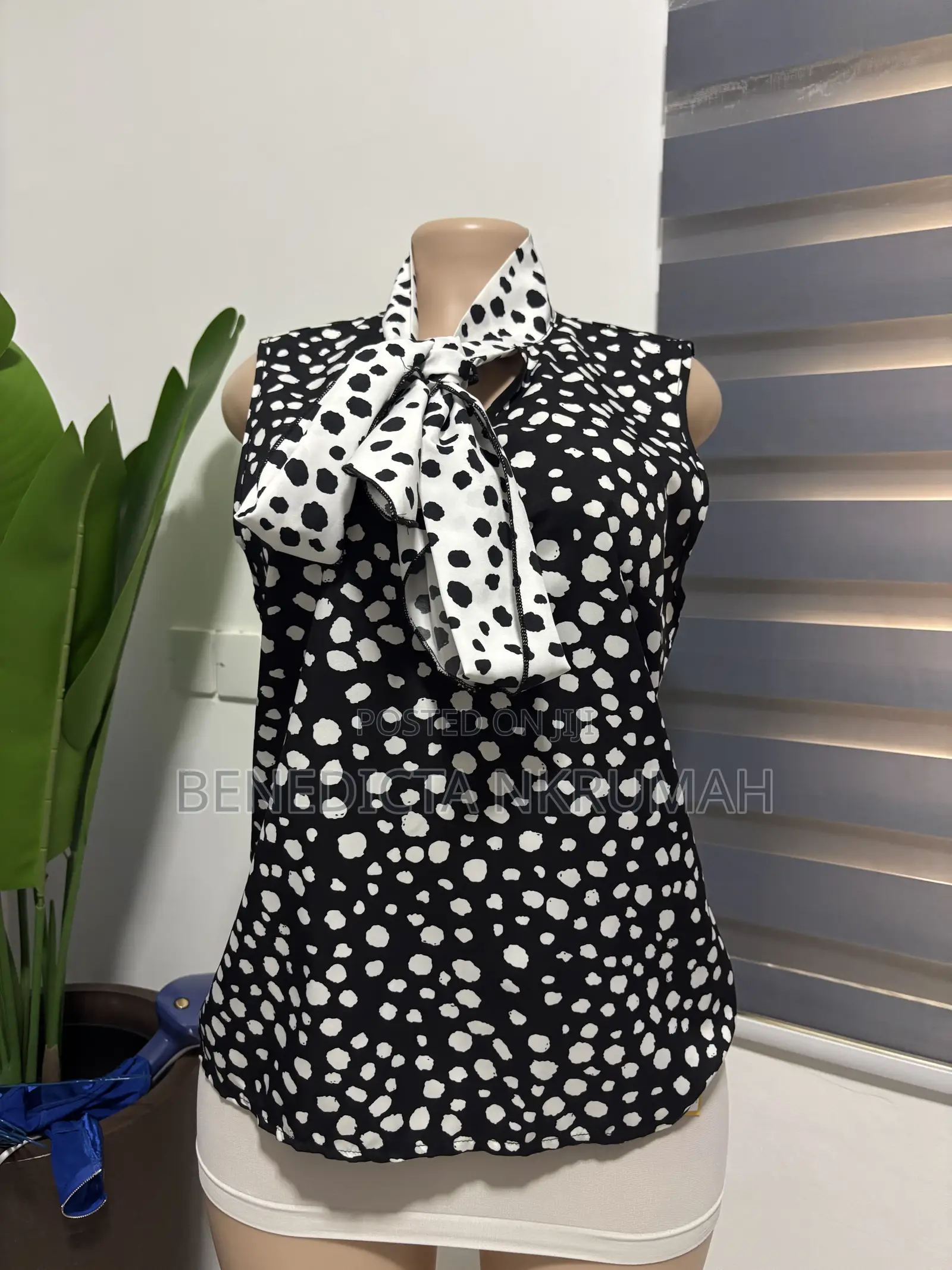 Affordable and Neat Trift Dresses and Tops