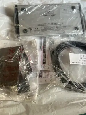 Behringer P-16