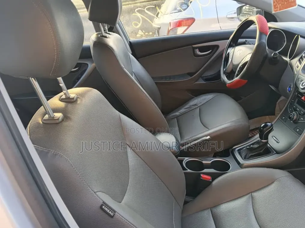 Hyundai Elantra 2014 Silver