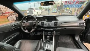 Honda Accord Sport SE 4dr Sedan FWD (2.4L 4cyl 2A) 2017 Black