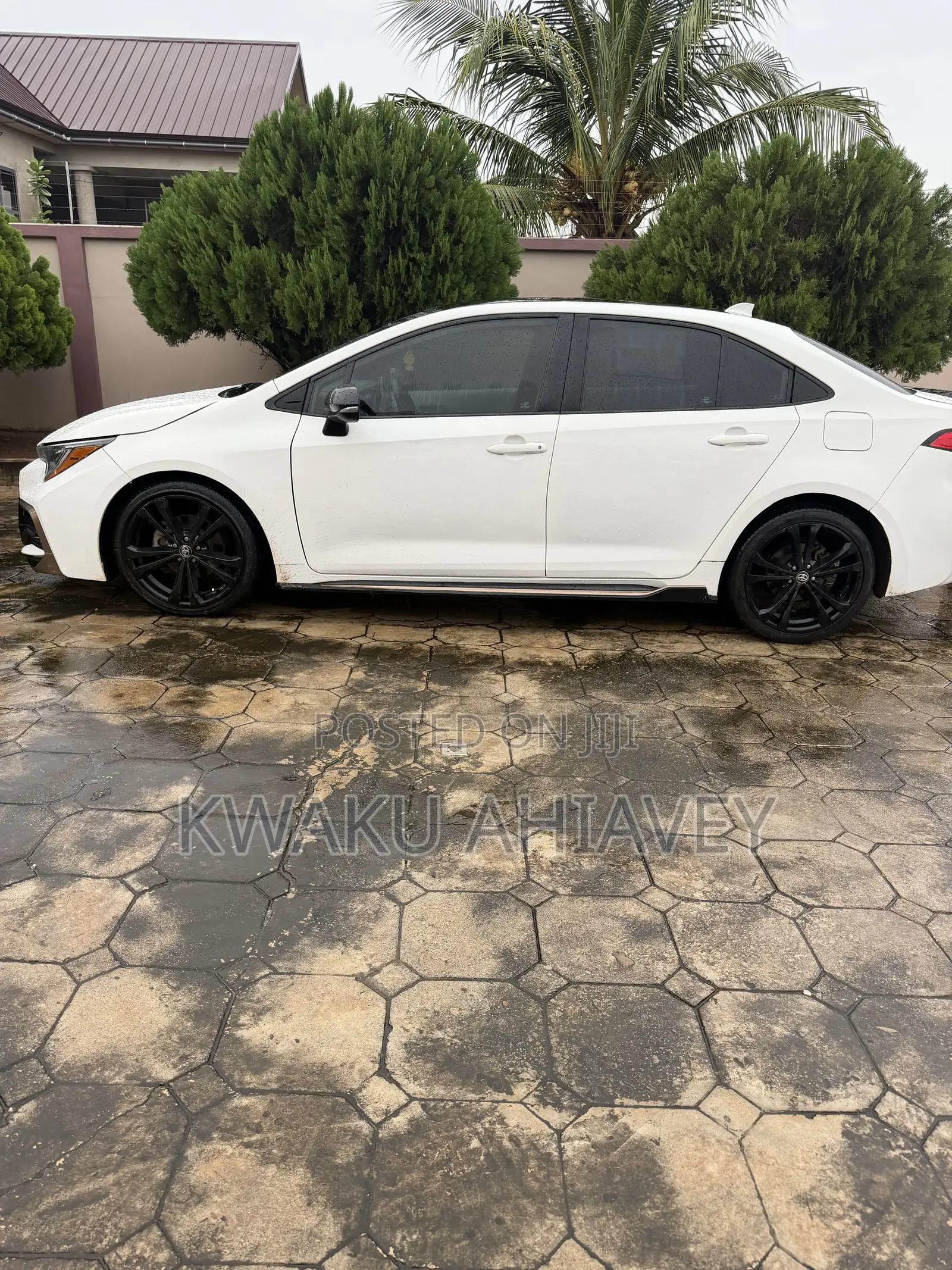 Toyota Corolla SE 2021 White