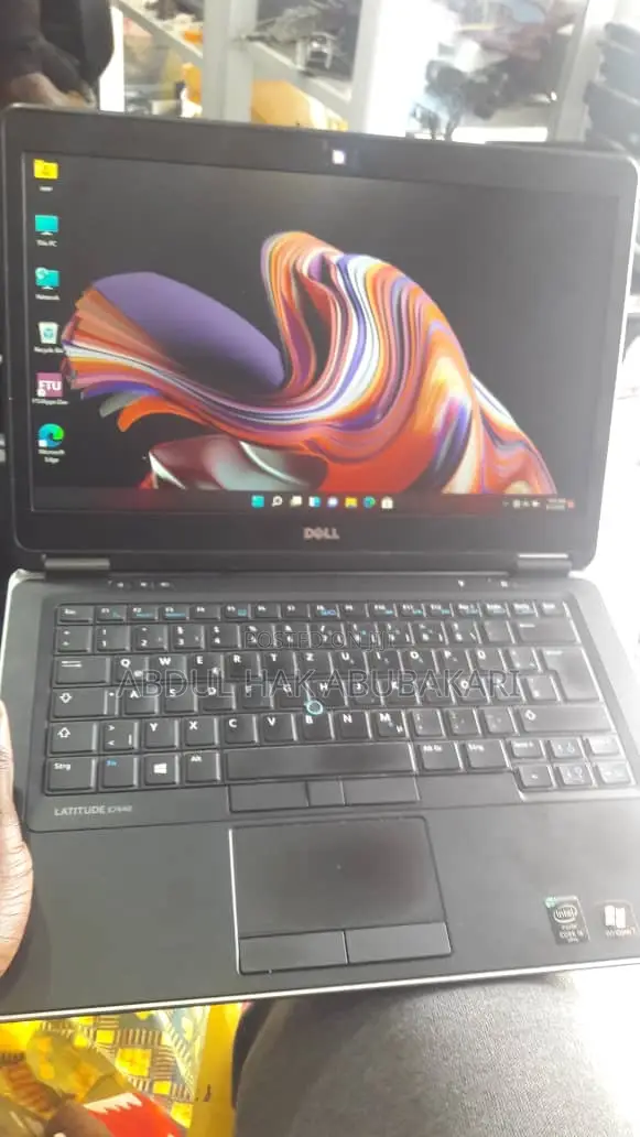 Laptop Dell Latitude E7450 8GB Intel Core i5 SSD 128GB