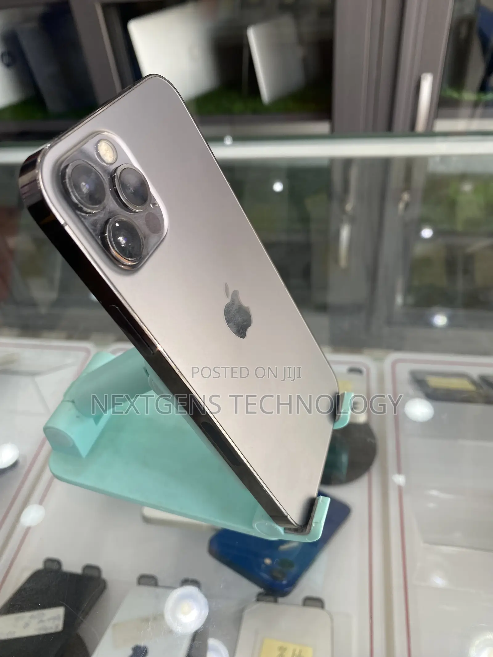 Apple iPhone 12 Pro 256 GB Gray
