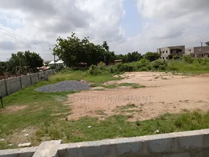 Two Classic Plots for Your Dream House- Amrahia