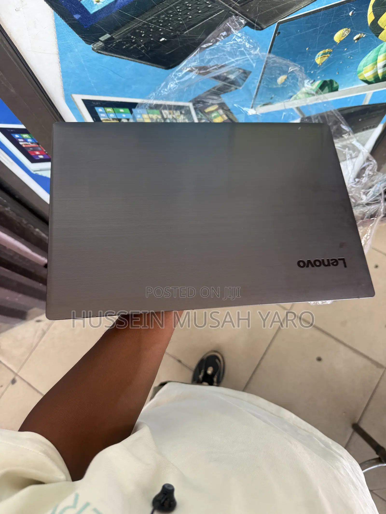 Laptop Lenovo V330 8GB Intel Core i7 SSD 256GB