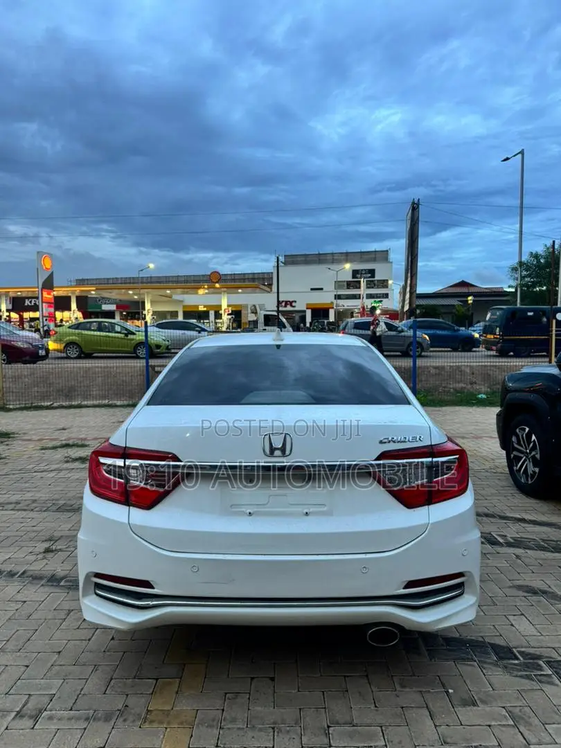 Honda Crider Comfort 2018 White