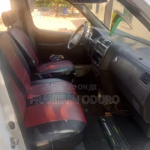 Toyota HiAce 2013 White